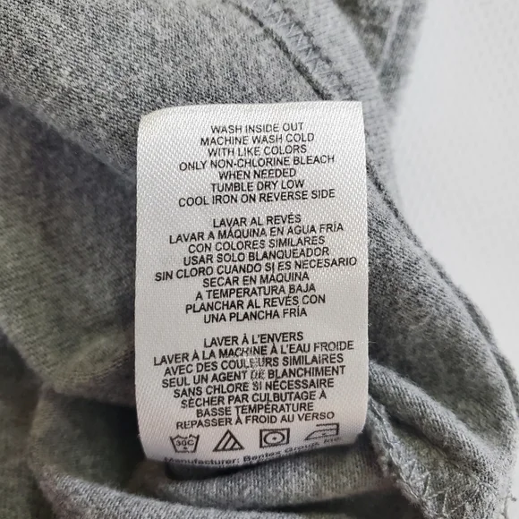 🟢1349 * AC/DC High Voltage Rock N Roll Baby Ringet Band Tee Gray Red Size 18M - Picture 6 of 7